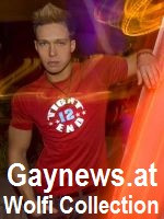 Gaynews - Wolfi Collection - GBGB Tight End T-Shirt Red