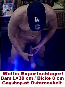 3D KINO Wolfi & his 18-year-old Want to see?