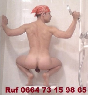 Strap-on Squirting Penivergrößerung mach mich fertig!